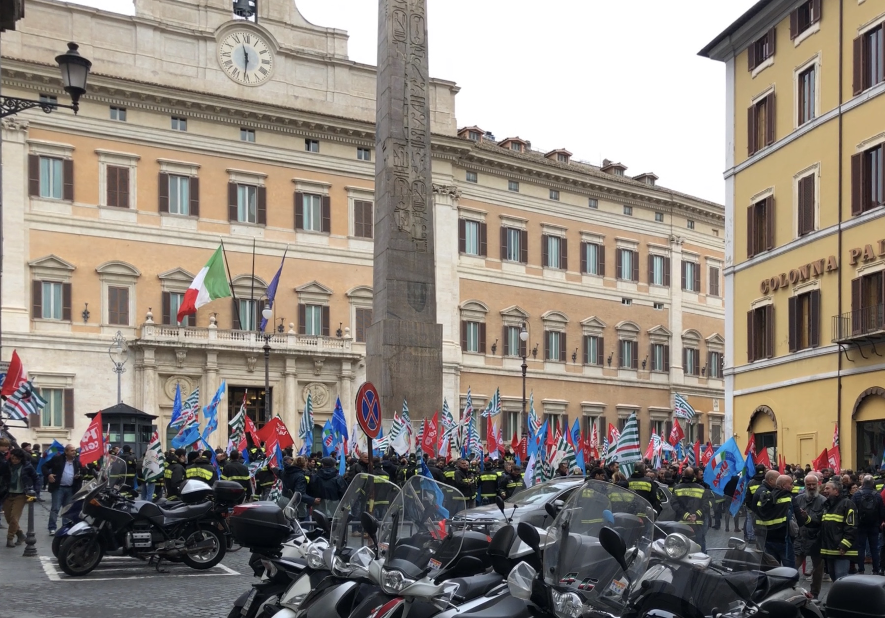 I Vigili del Fuoco a Montecitorio