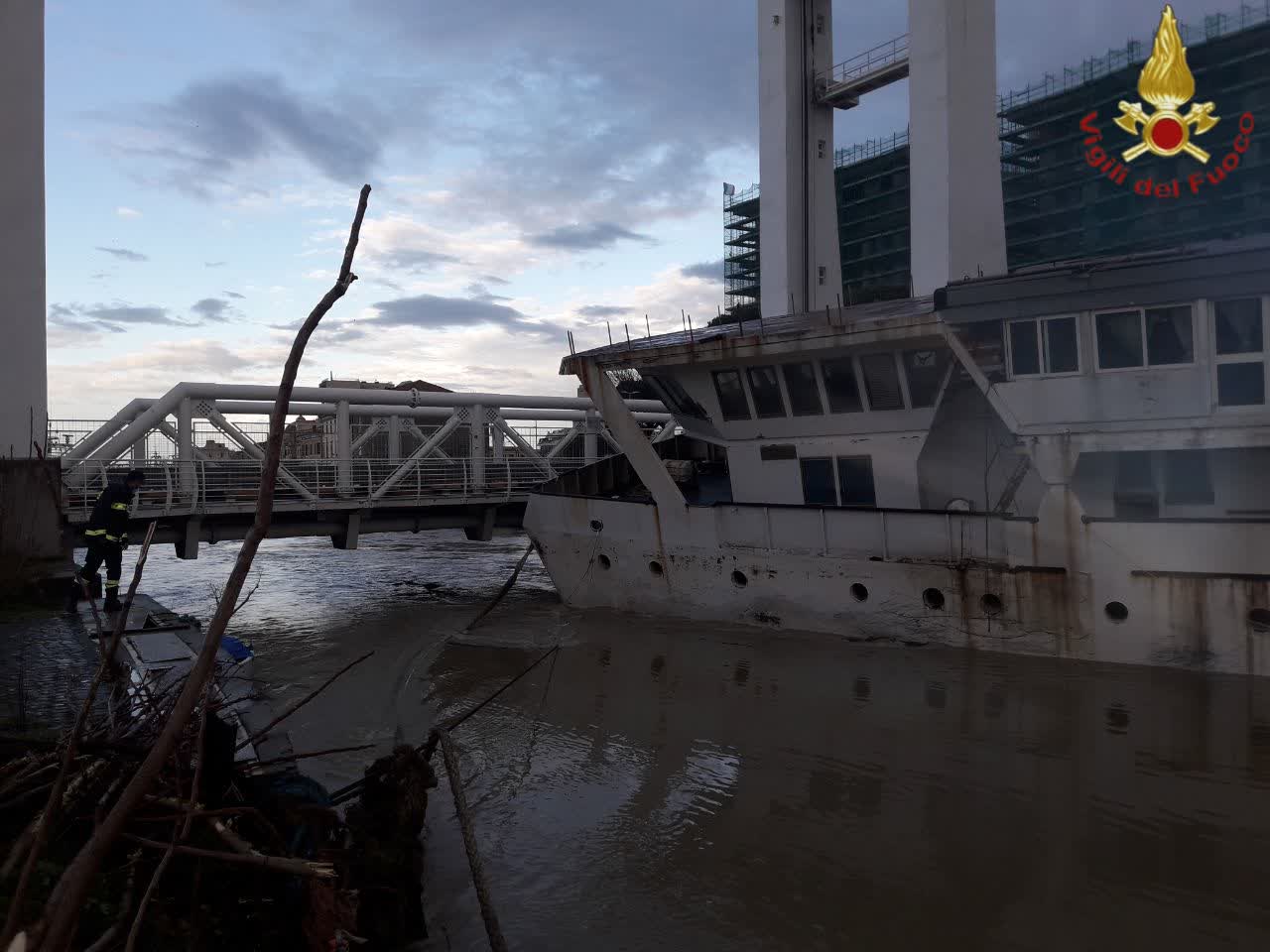 Fiumicino Da 3/10 nuovi orari sollevamento Ponte "2 Giugno" Radio