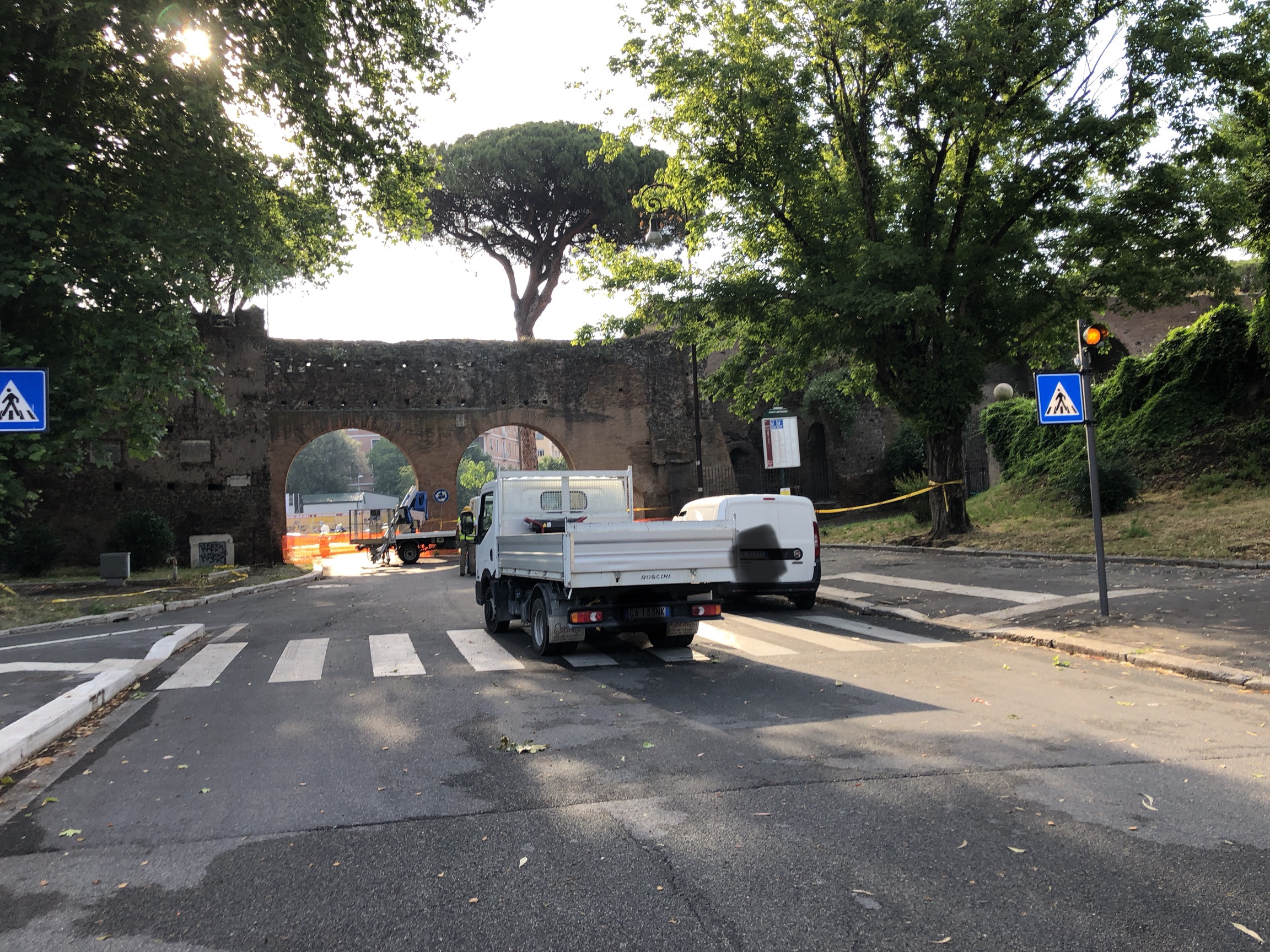 Porta Metroni