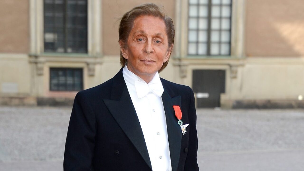 Lo stilista Valentino Garavani compie 90 anni, gli auguri di Roma - Radio  Colonna