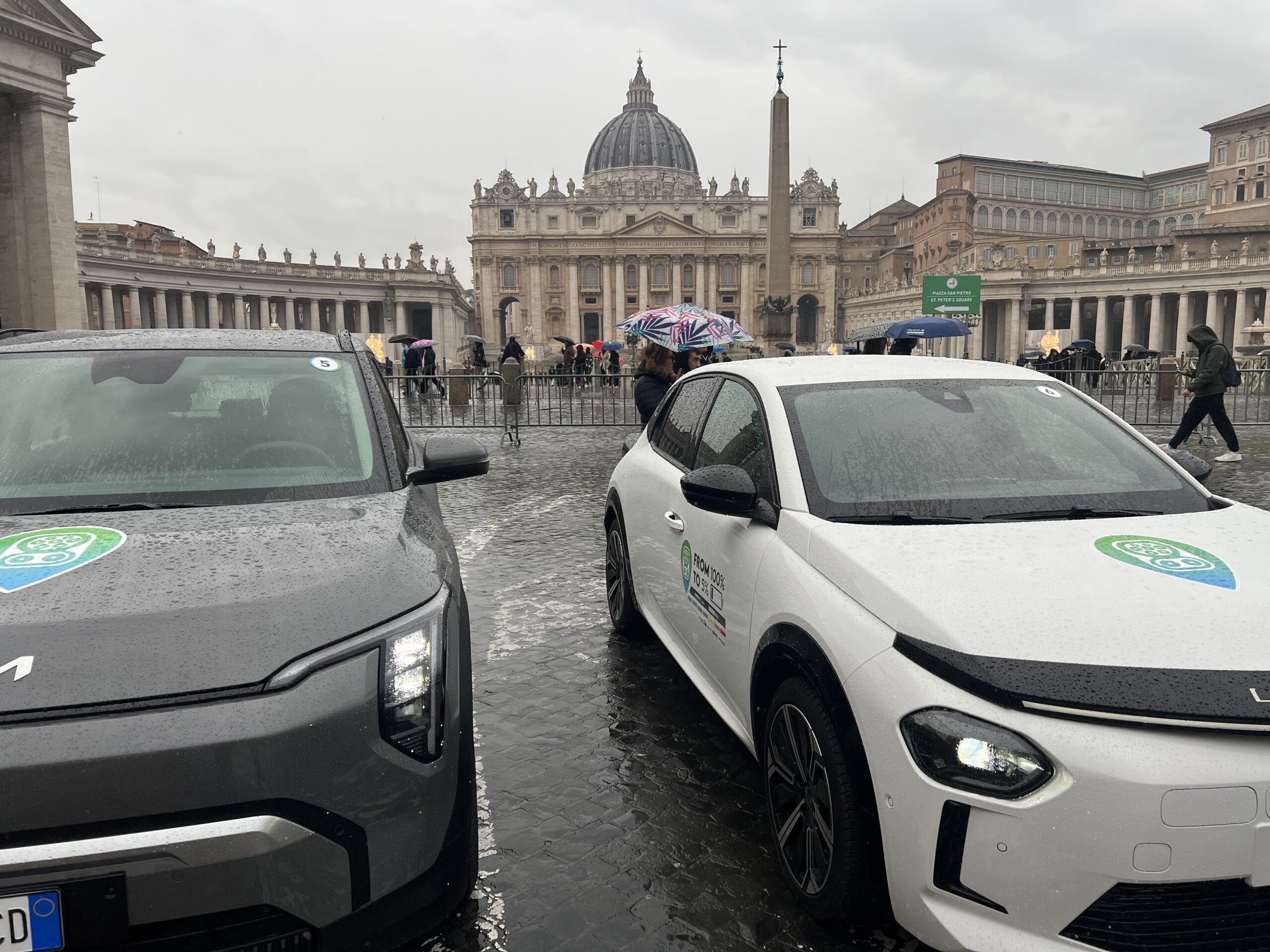 Le auto elettriche a San Pietro