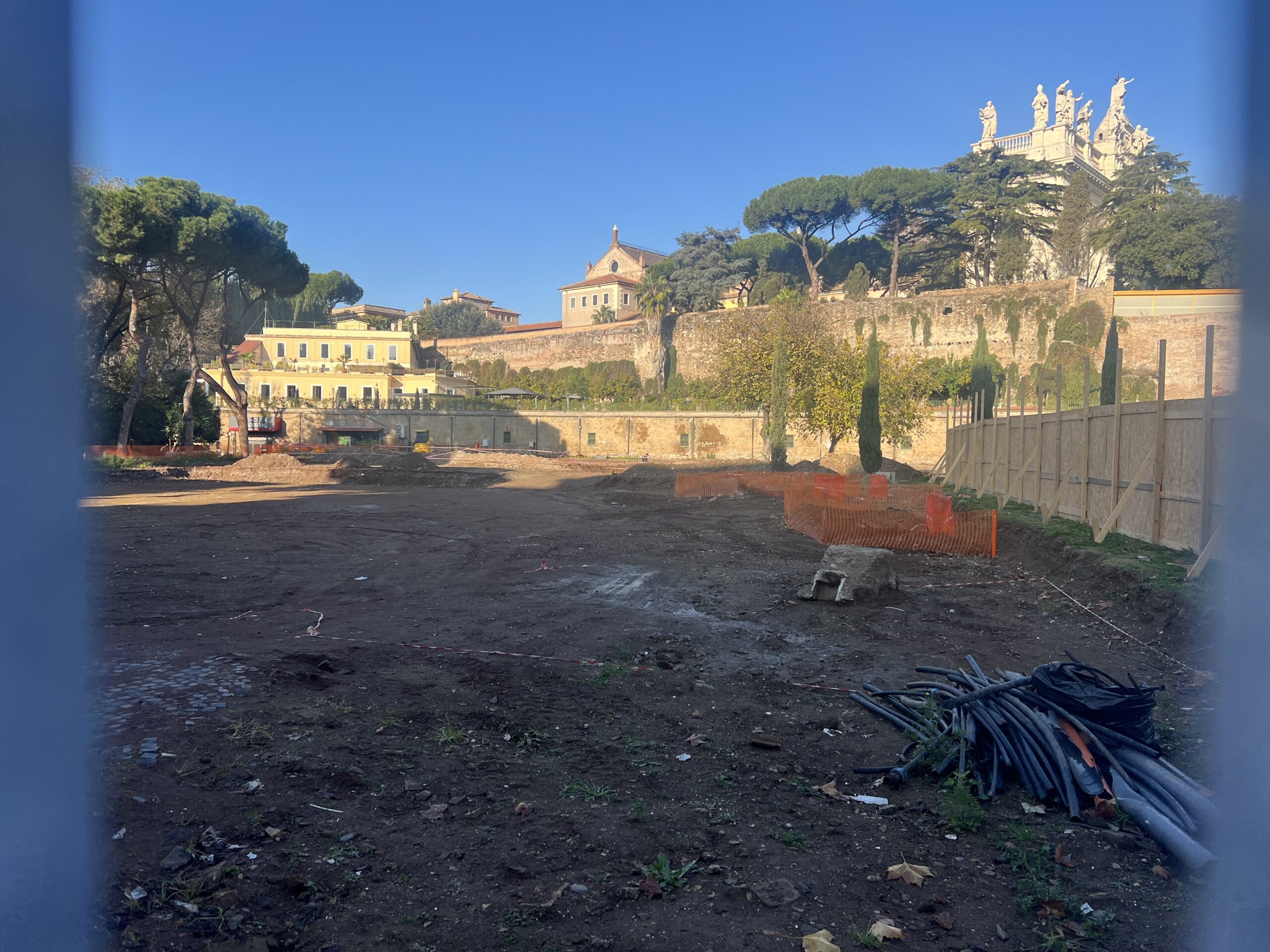 Il cantiere del mercato di via Sannio