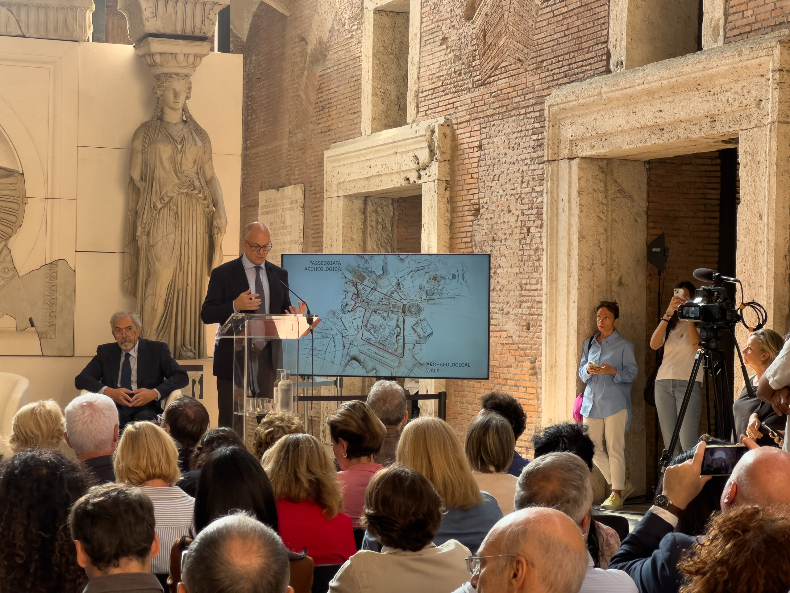 La presentazione del progetto Carme